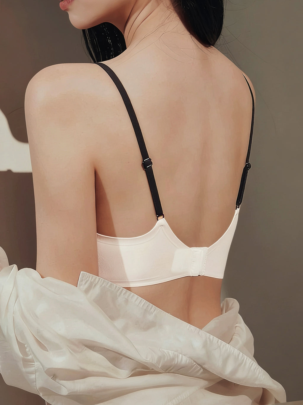 Airy Lace V Bra