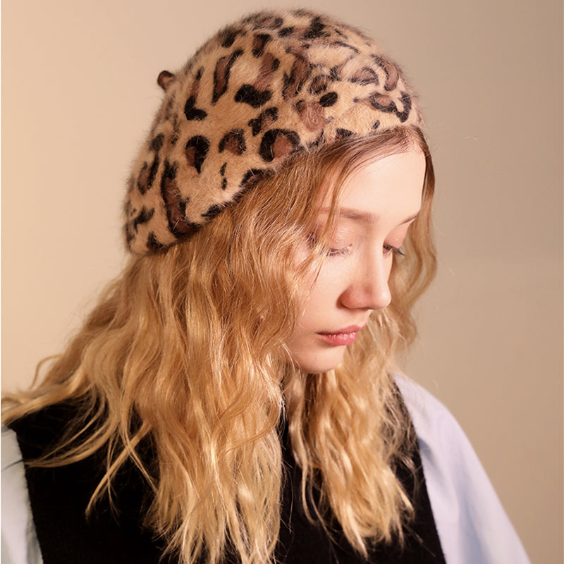 Vintage Leopard Print Plush Beret