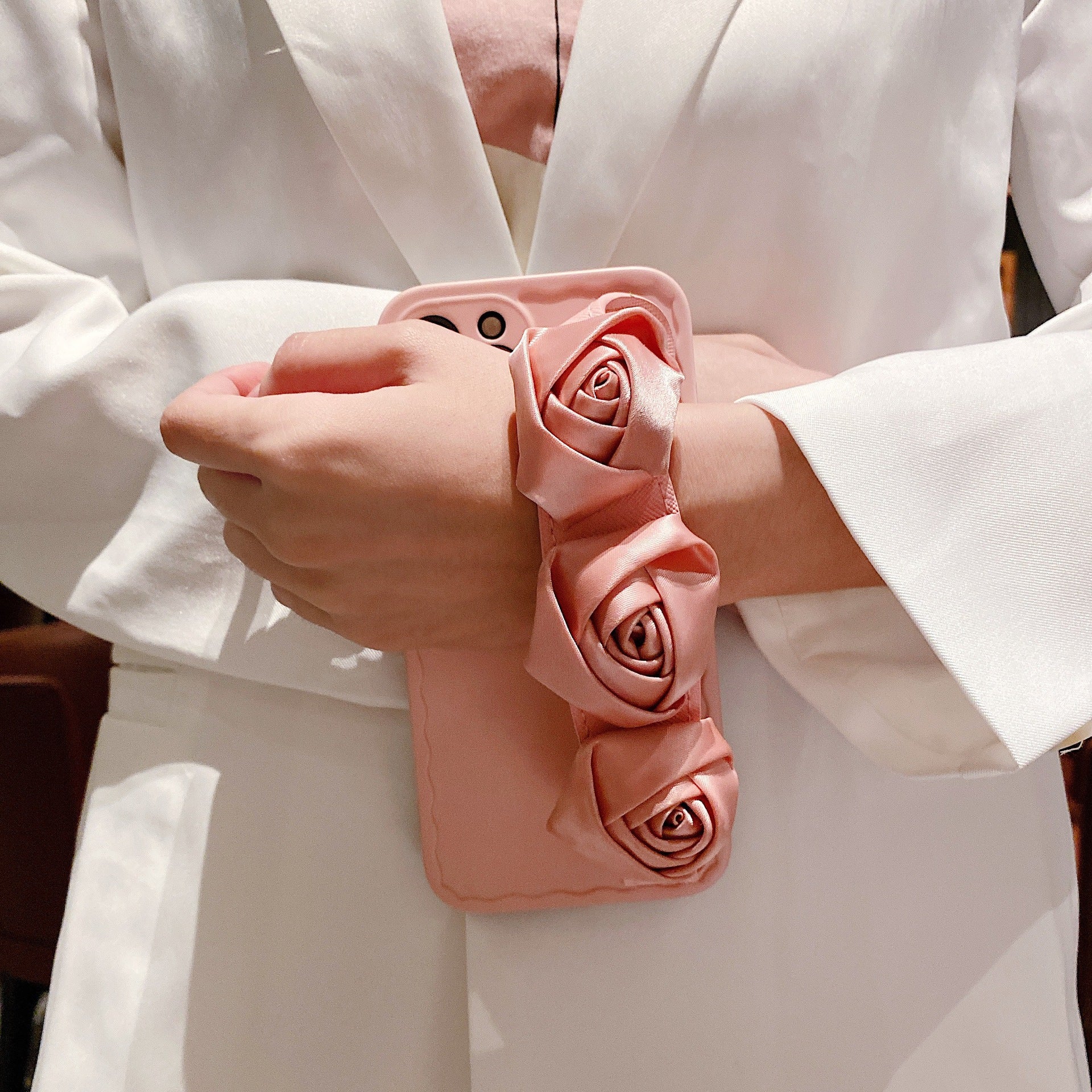 Pink Flower Wristband Phone Case For iPhone11/12/13