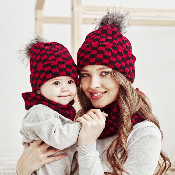 2PCS Parent-child Plaid Knitted Hat Scarf Set