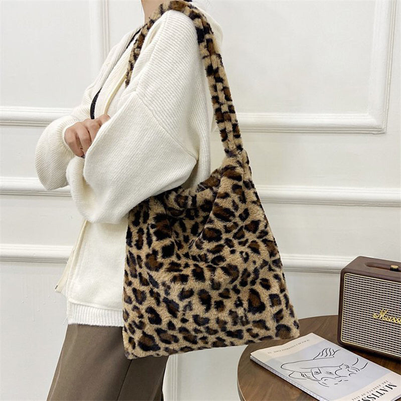 Spring Fashion Leopard Print Plush Shoulder Bag