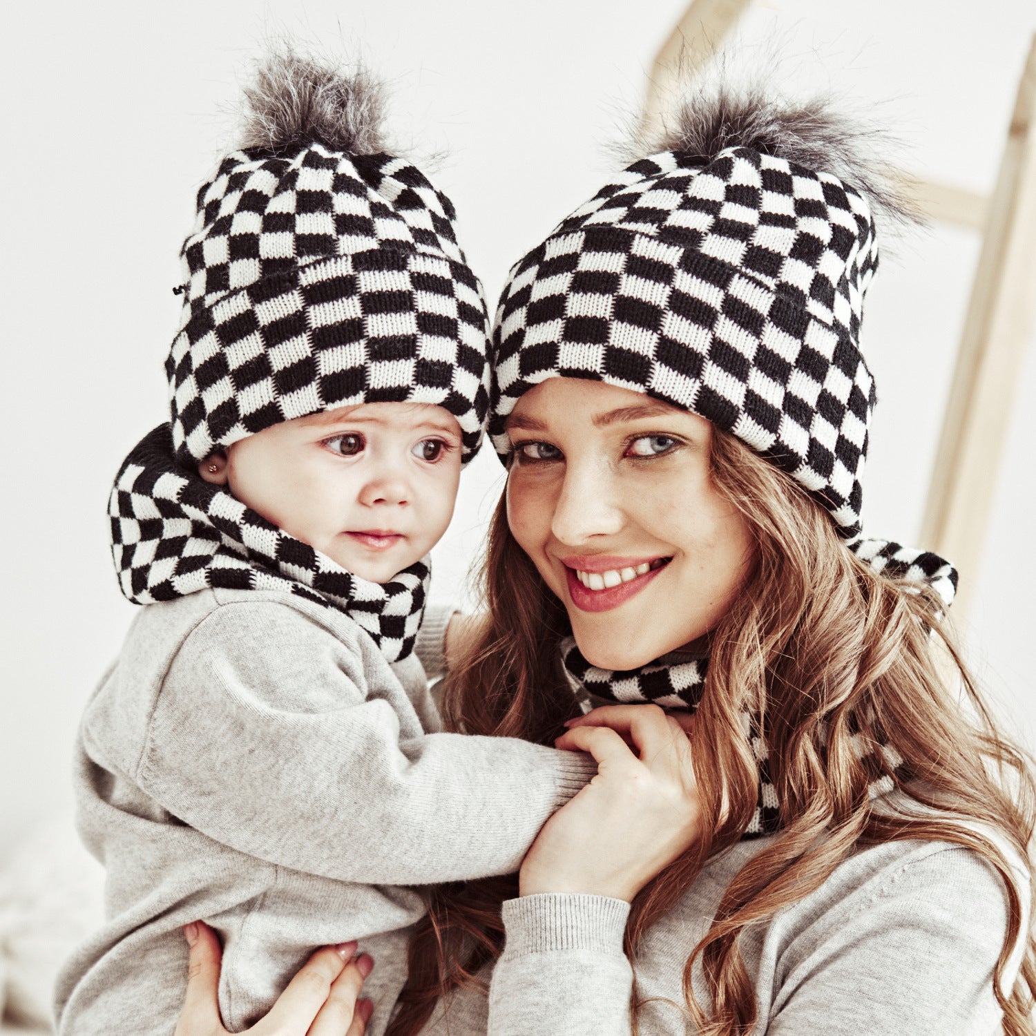 2PCS Parent-child Plaid Knitted Hat Scarf Set