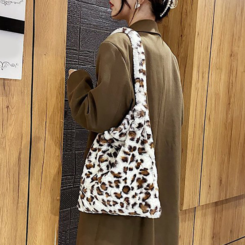 Spring Fashion Leopard Print Plush Shoulder Bag