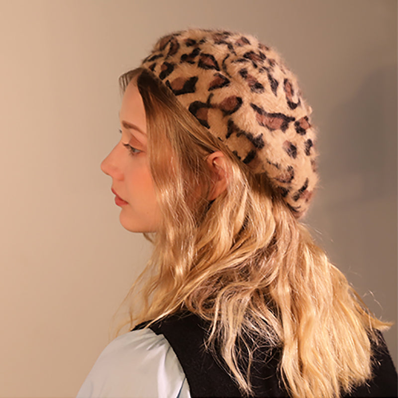 Vintage Leopard Print Plush Beret