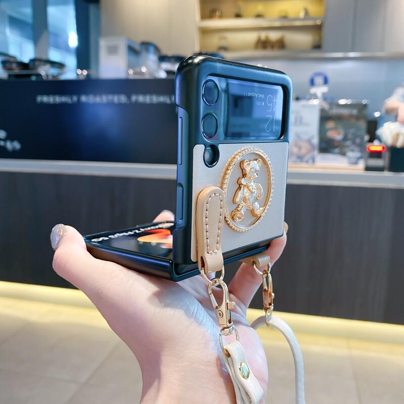 Portable folding screen phone case for Samsung zflip3