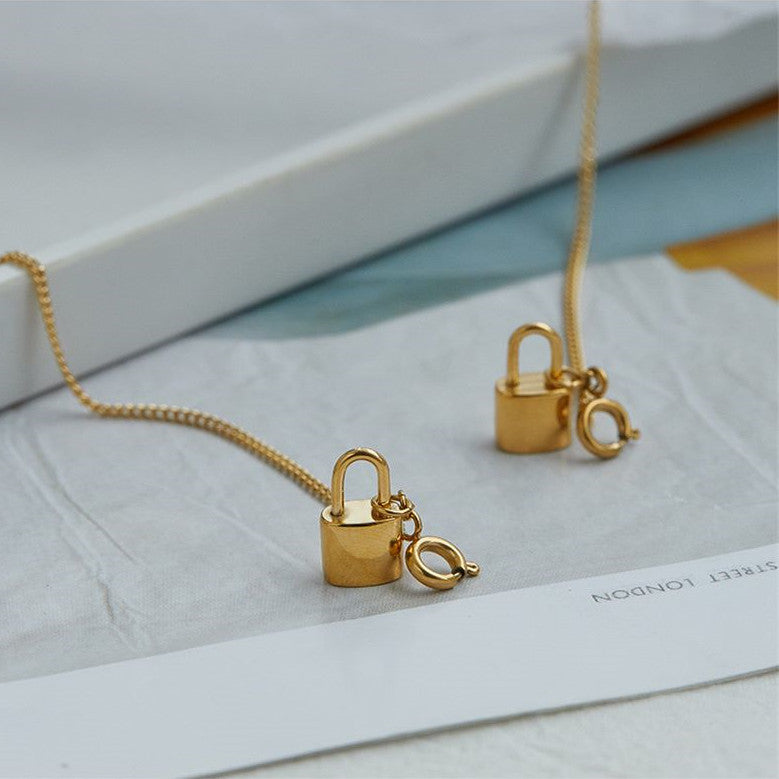 Love Lock Key Necklace in 18K Gold