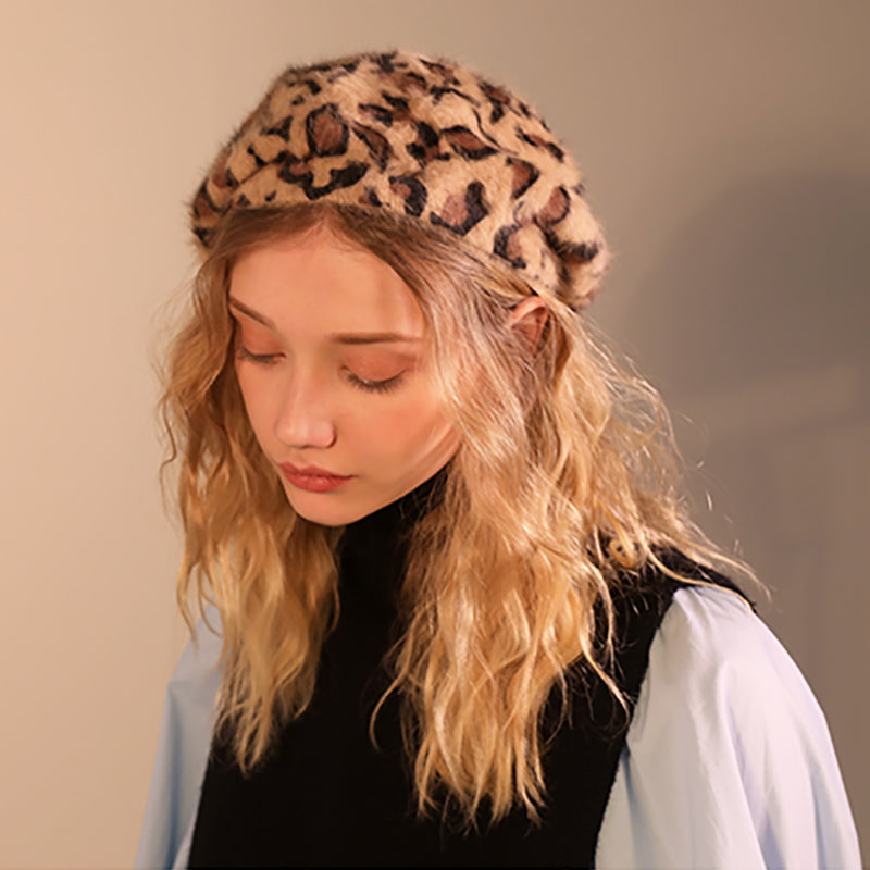 Vintage Leopard Print Plush Beret