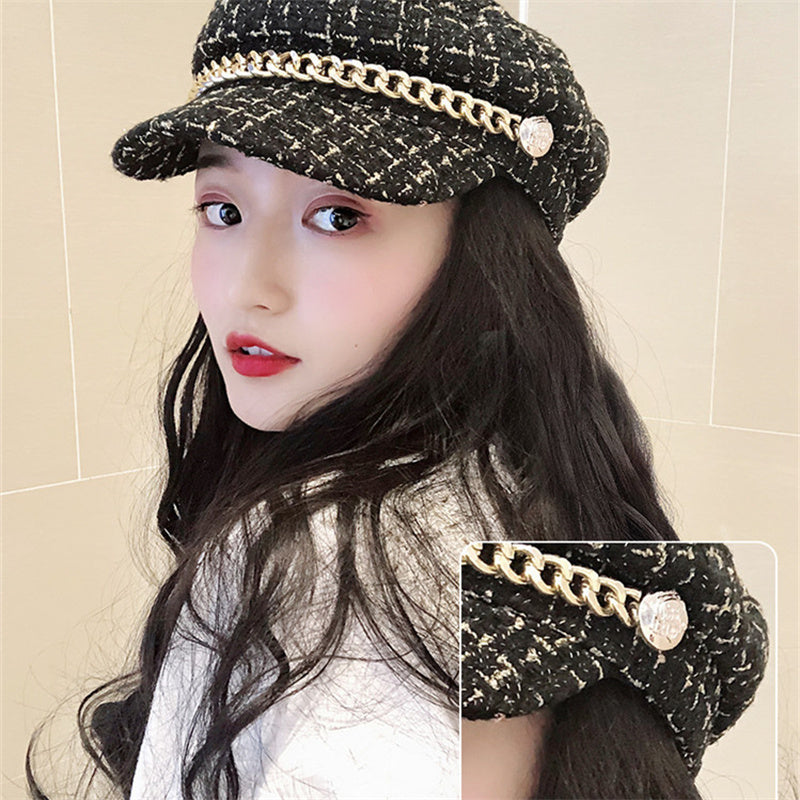 Curly hair, scented wind, navy hat, wig