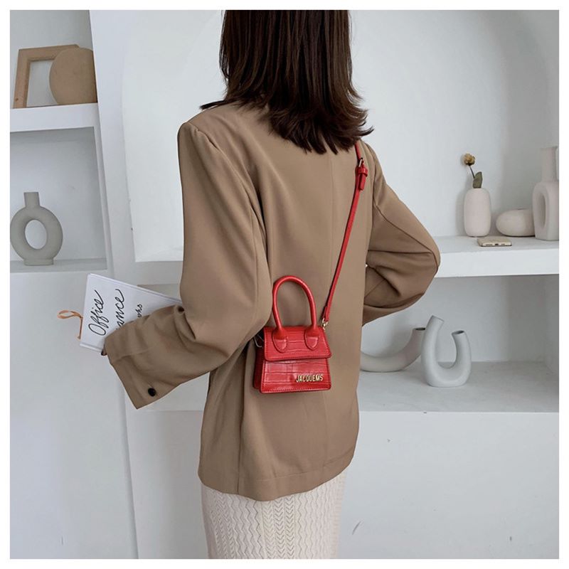 Crocodile Pattern Portable Diagonal Shoulder Square Bag