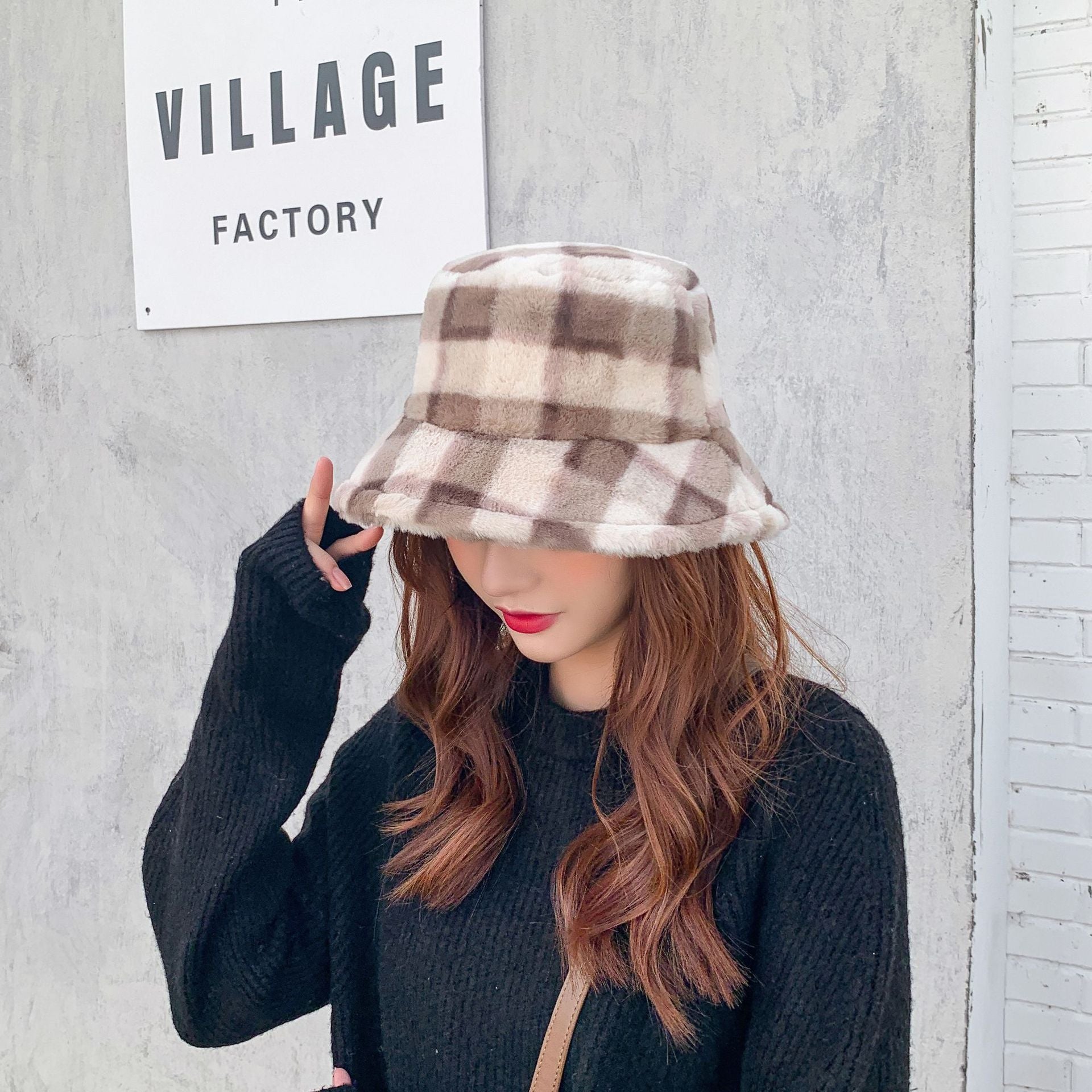 Fashion All-match Plaid Striped Plush Basin Hat