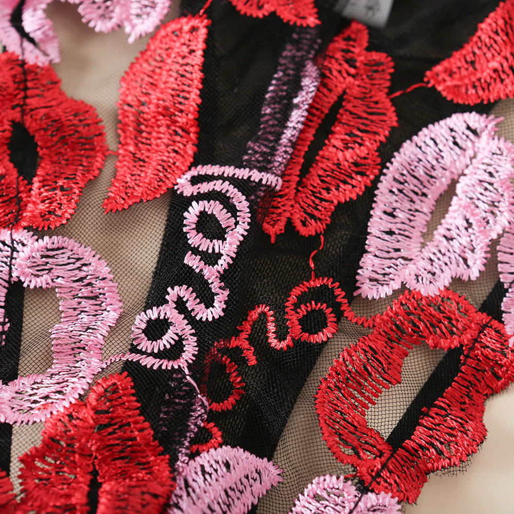 Sexy Lips Embroidered Lace Lingerie Set