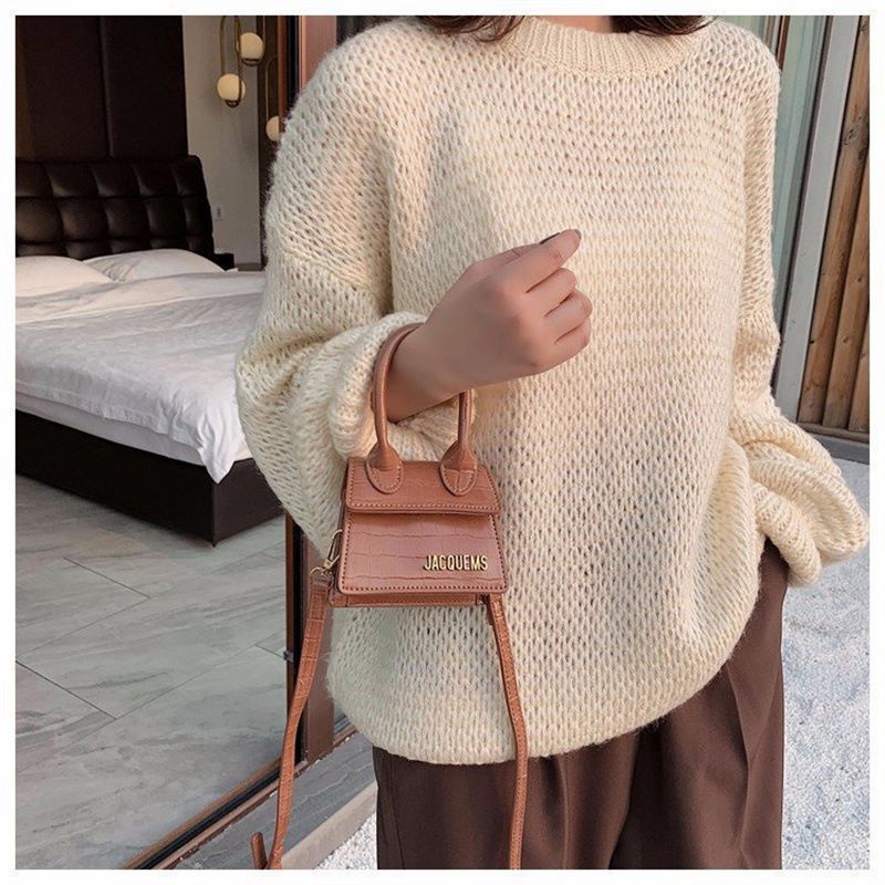 Crocodile Pattern Portable Diagonal Shoulder Square Bag