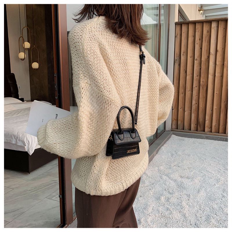 Crocodile Pattern Portable Diagonal Shoulder Square Bag