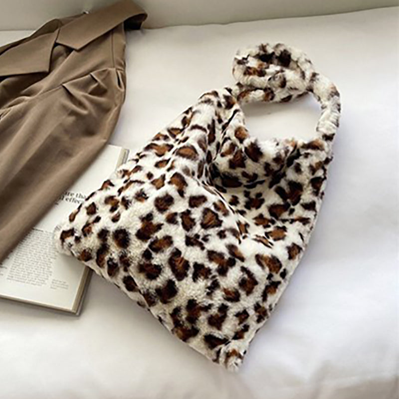 Spring Fashion Leopard Print Plush Shoulder Bag
