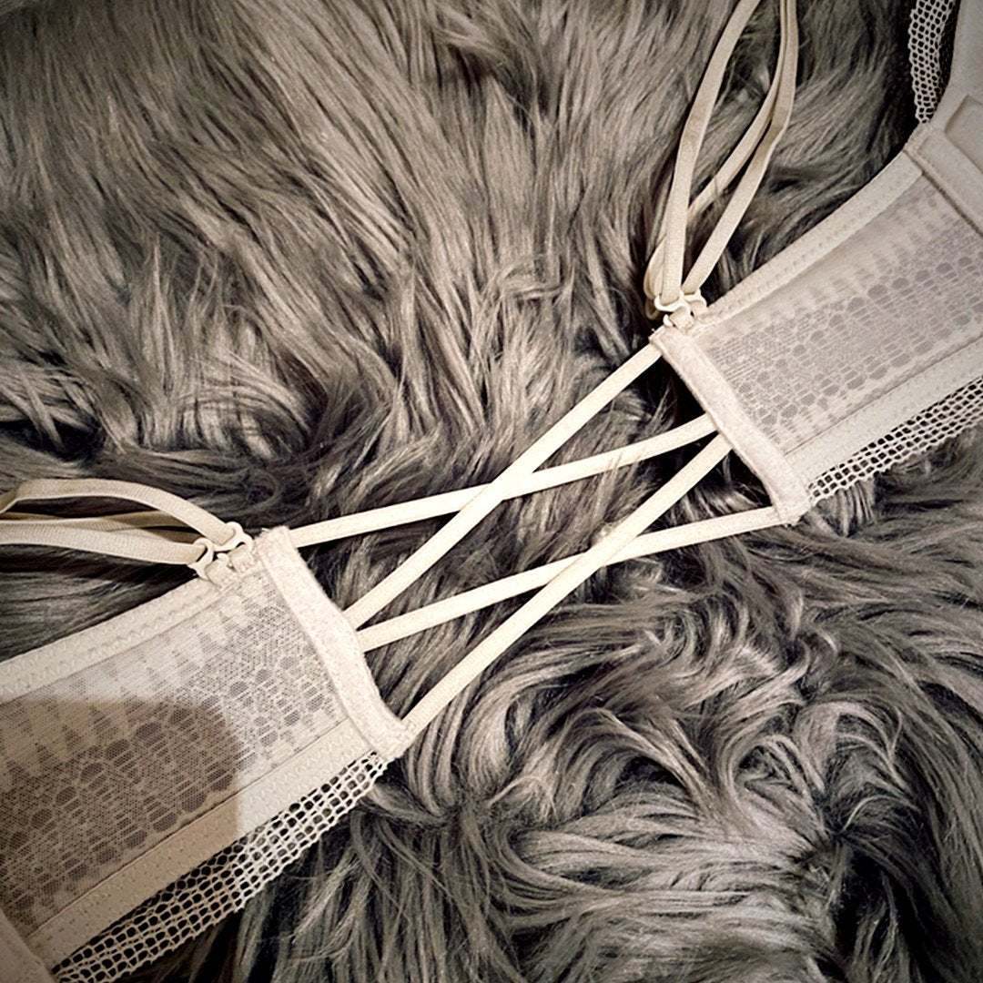 Ziibras™ Sexy Back Lace Front Closure Bra