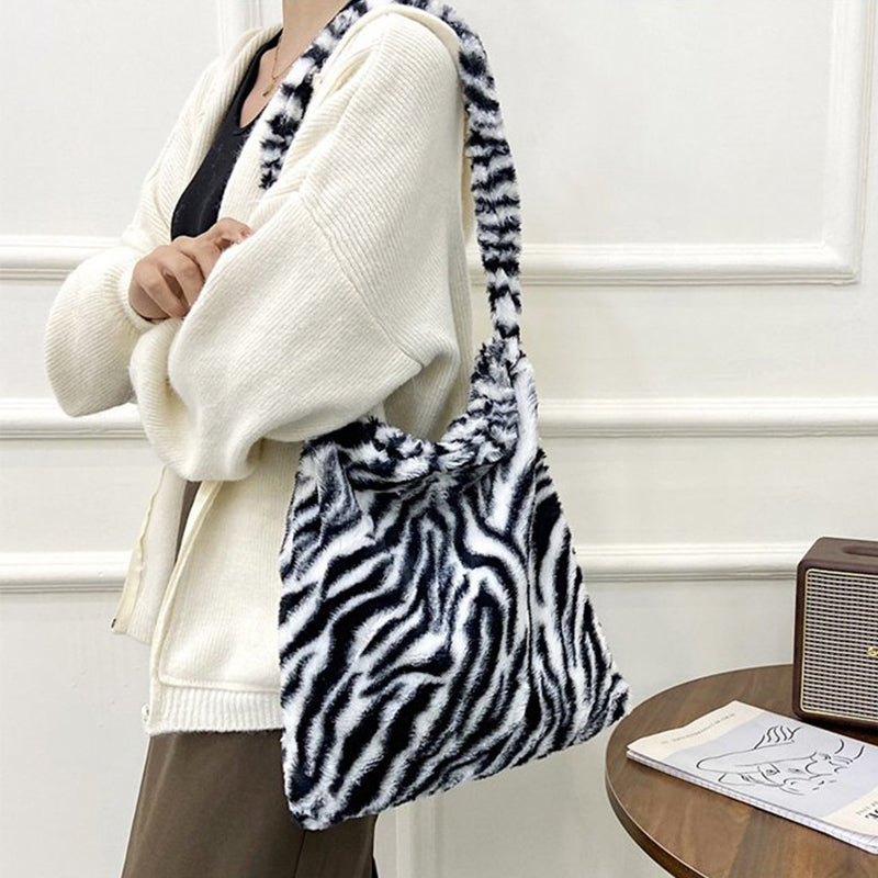 Spring Fashion Leopard Print Plush Shoulder Bag