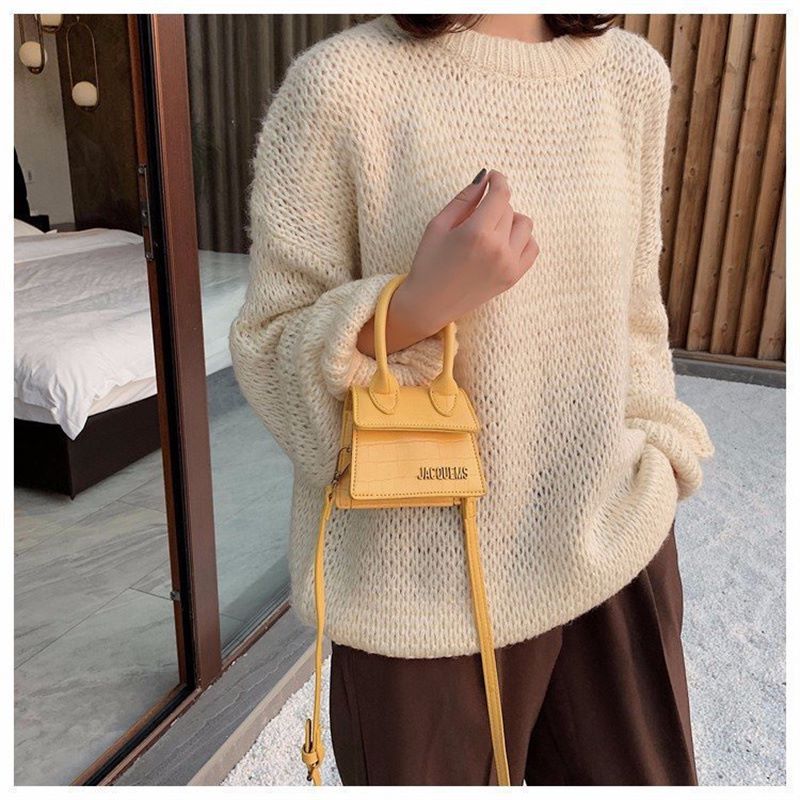 Crocodile Pattern Portable Diagonal Shoulder Square Bag