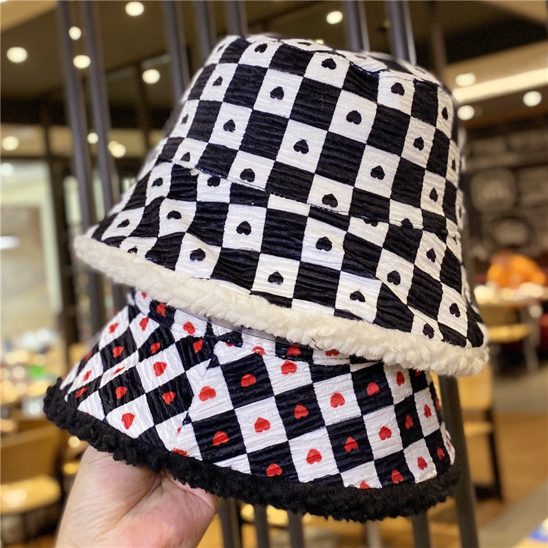 Heart checkerboard check double sided warm lamb wool fisherman's hat