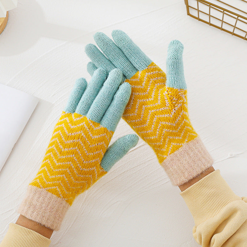 Geometric Jacquard Touchscreen  Knitting Gloves