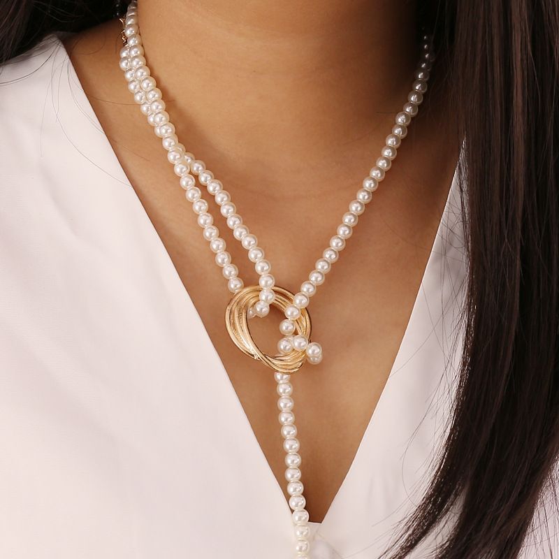 Baroque Style Pearl Coin Necklace