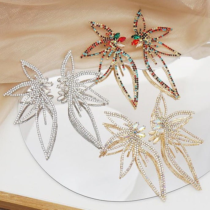 Fashion Flash Diamond Petal-Shaped Earrings