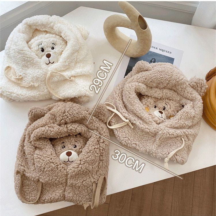 Keeping Warm Scarf And Hat Of The Bear Three-piece Suit