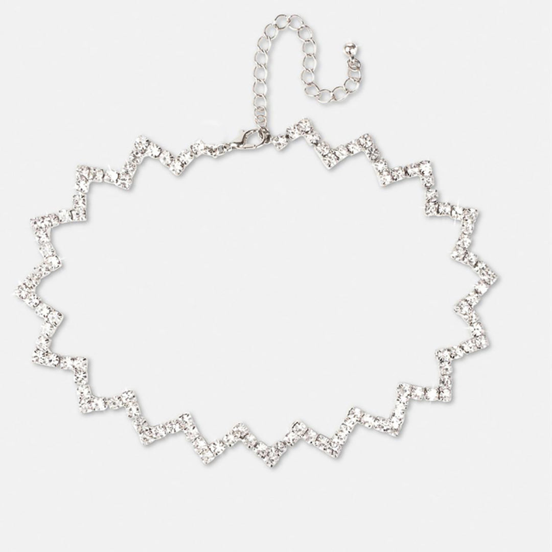 Stylish Rhinestone Flower-shape Necklace