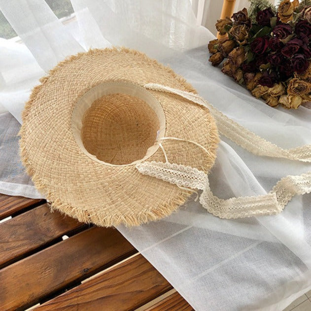 Foldable braided sun visor with large eaves