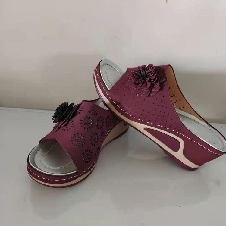 Flower Hollow Wedge Sandals