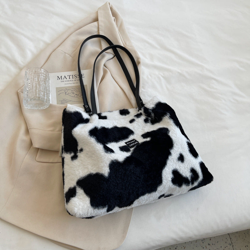 Vintage Large-Capacity Black And White Plaid Furry Tote Bag