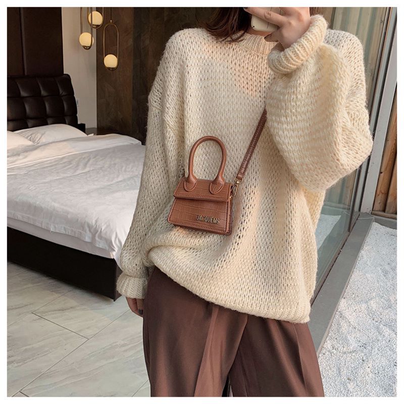 Crocodile Pattern Portable Diagonal Shoulder Square Bag