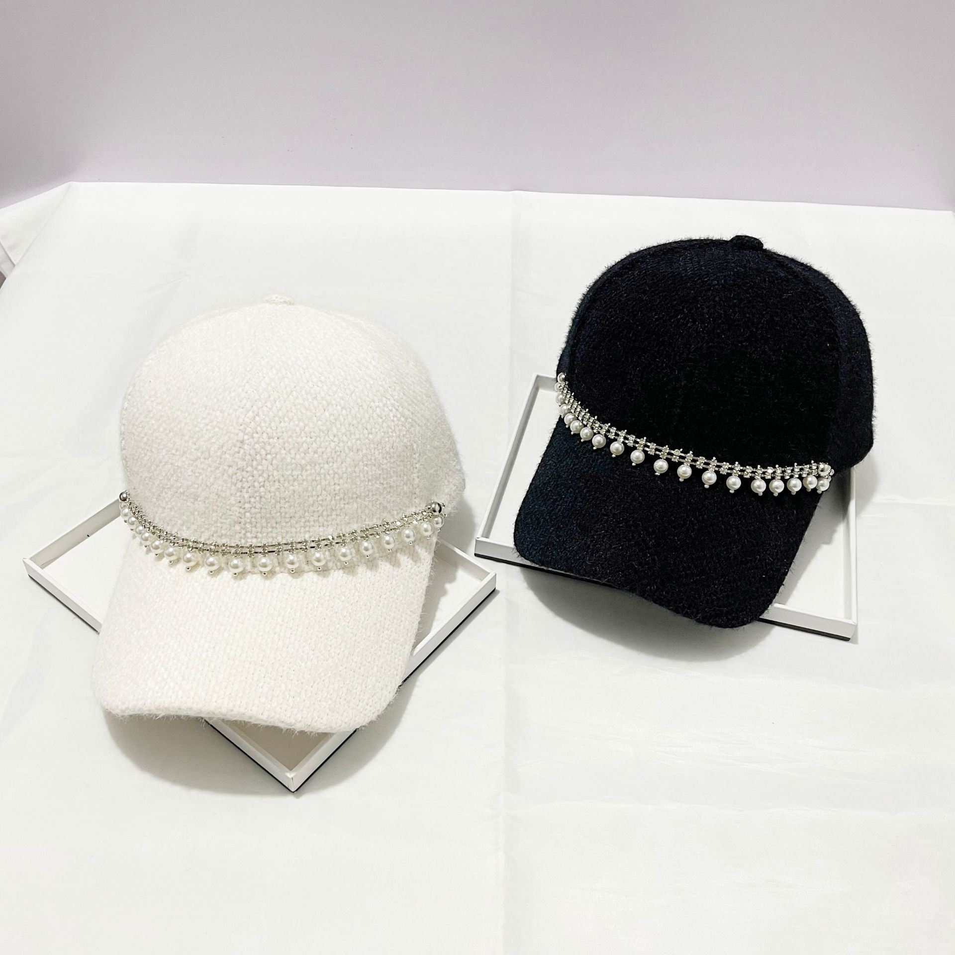 Chain Pearl Cap With Diamond