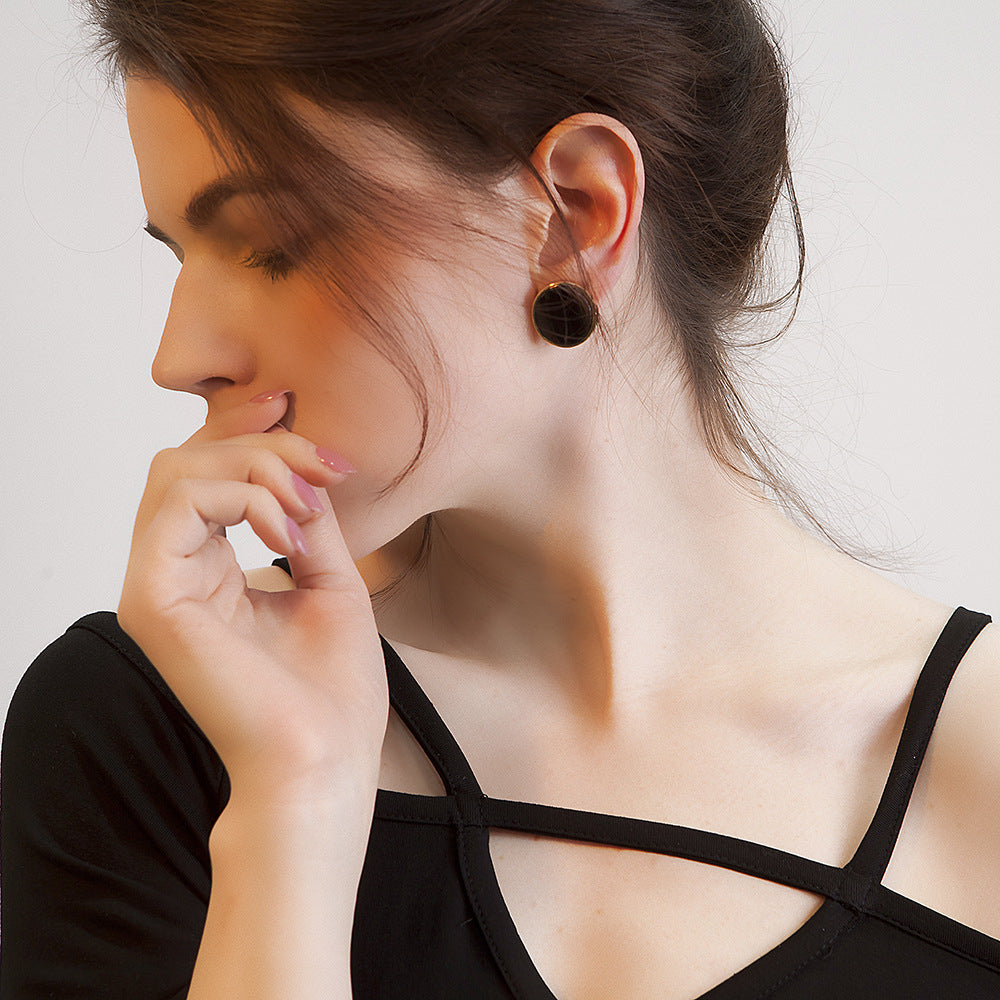 Simple Atmospheric Circle Clip Earrings Without Piercing